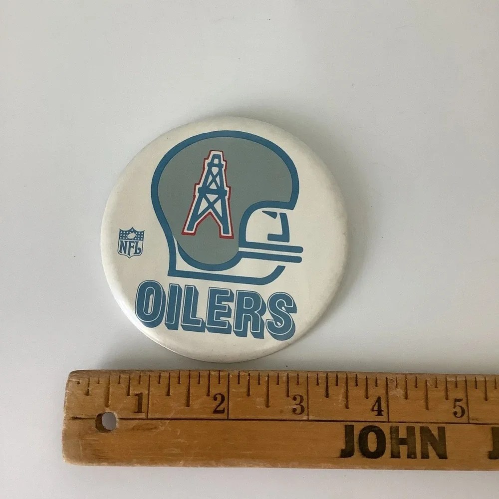 Vintage NFL Houston Oilers Pinback Button